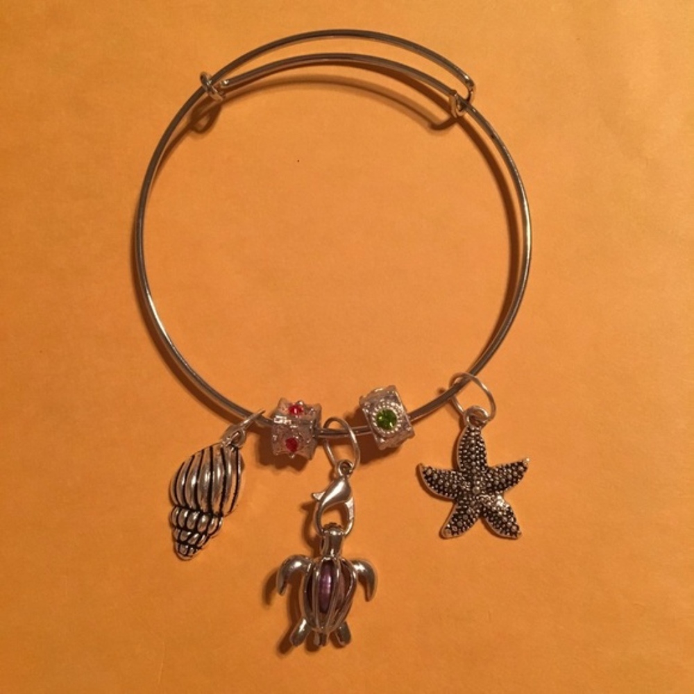 Ocean Life Inspired PEARL Bracelet! handmade